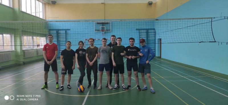 23 октября 2019 года в Российском государственном аграрном заочном университете стартовал турнир по волейболу между 1-3 курсами студентов очного обучения.