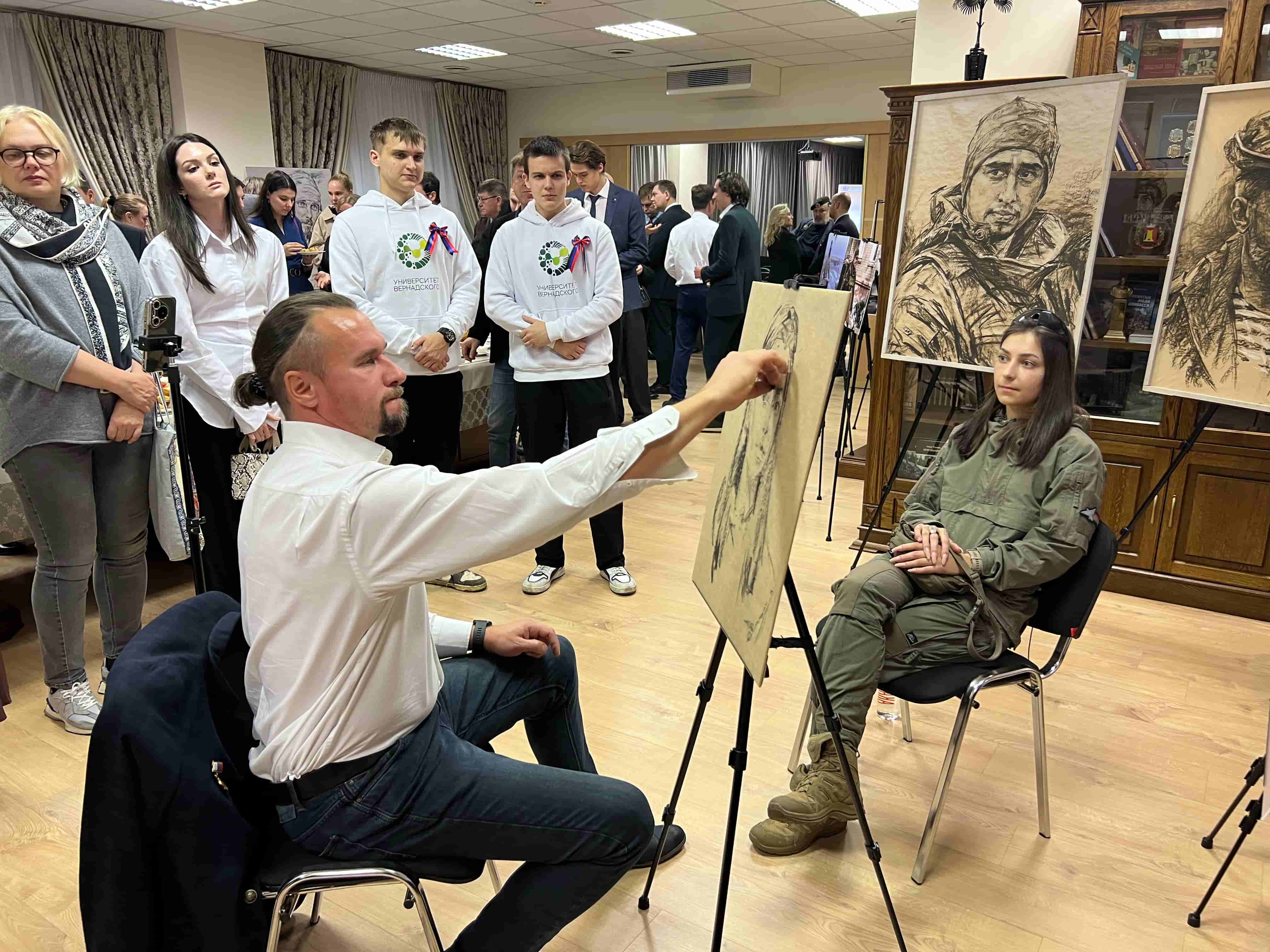 Герои прошлого и настоящего Герои прошлого и настоящего