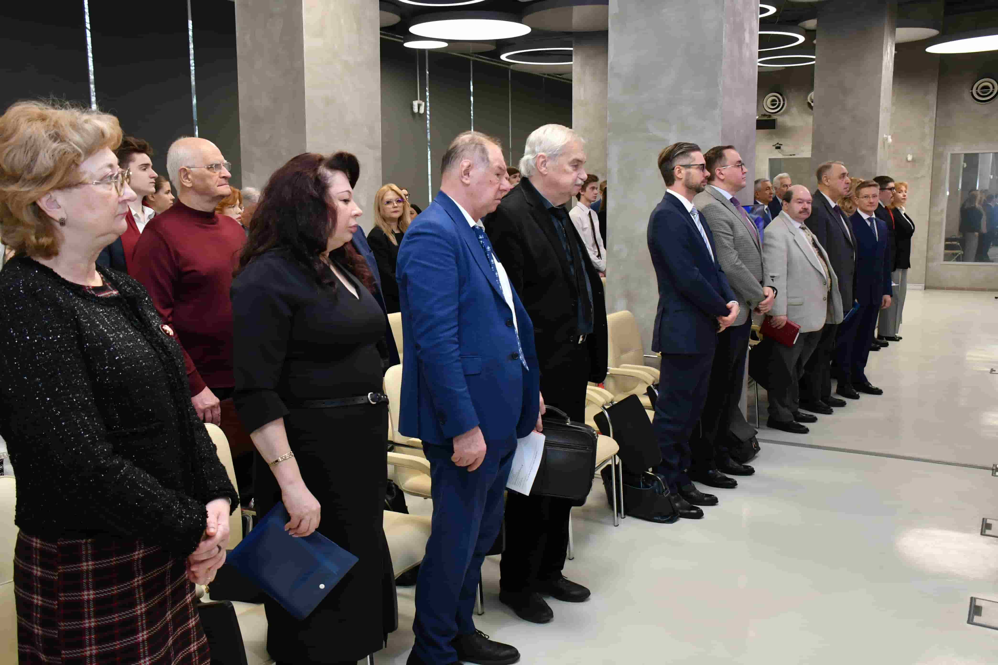 Нормативное правовое обеспечение развития профессионального образования Нормативное правовое обеспечение развития профессионального образования