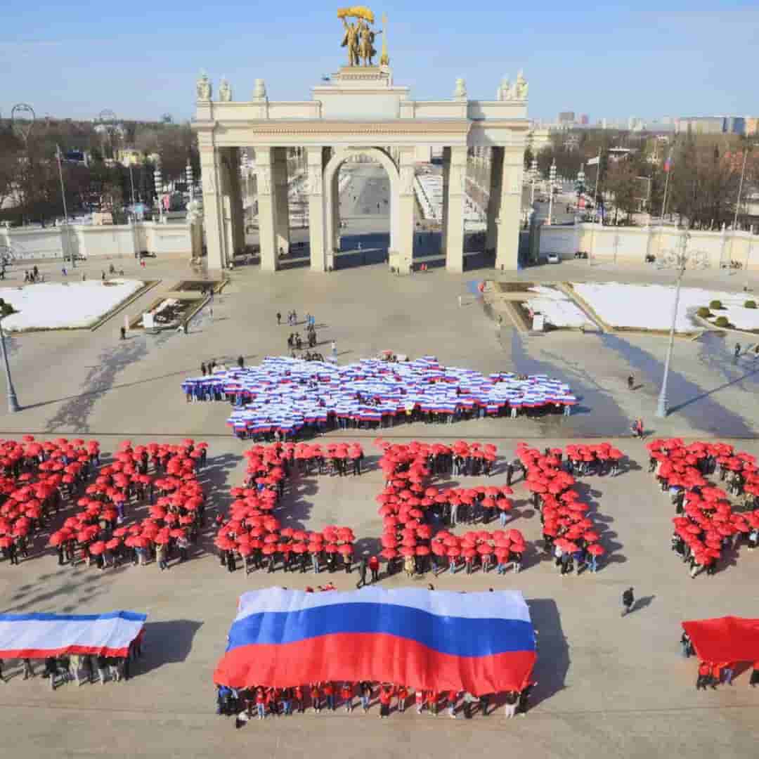 Студенты Университета Вернадского присоединились к масштабному флешмобу ко Дню воссоединения Крыма с Россией