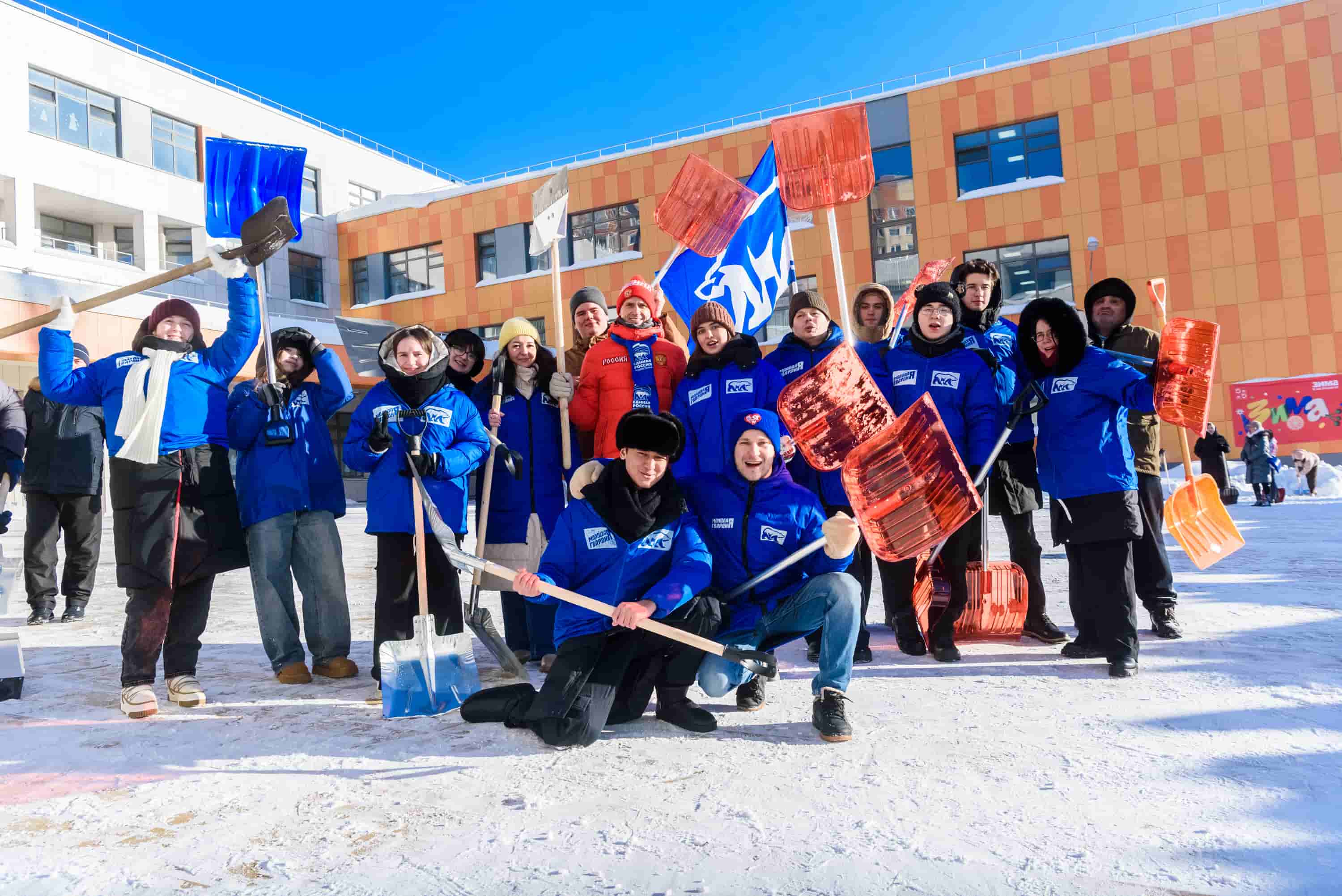 Студенты Университета Вернадского приняли участие в масштабном субботнике